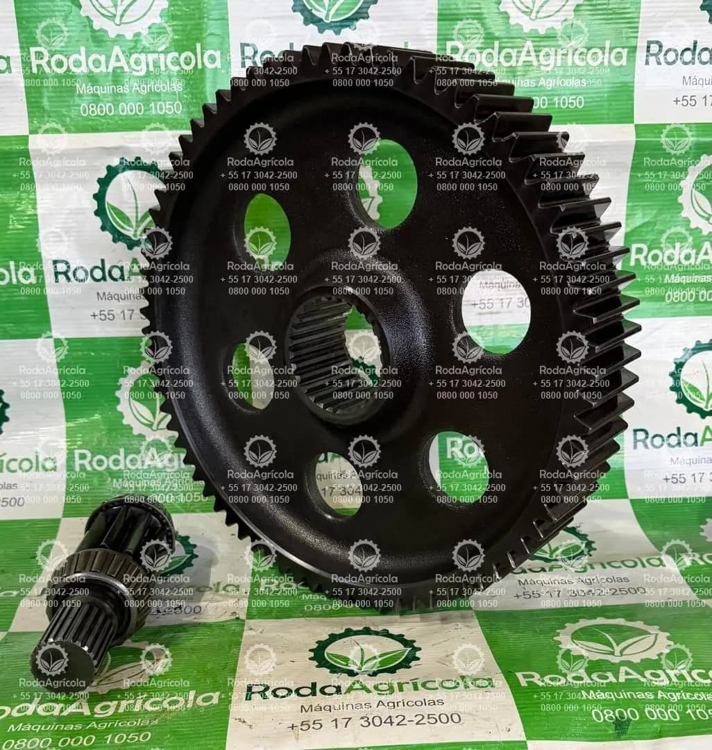 Colheitadeira de Grãos New Holland COROA E PINHÃO  - REDUÇÃO DE RODA NH - TC 5090 E OUTROS
