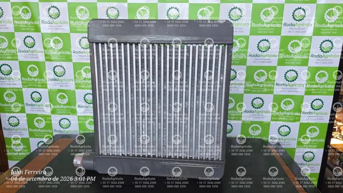Radiador de óleo hidráulico Valtra PULVERIZADOR BS3020